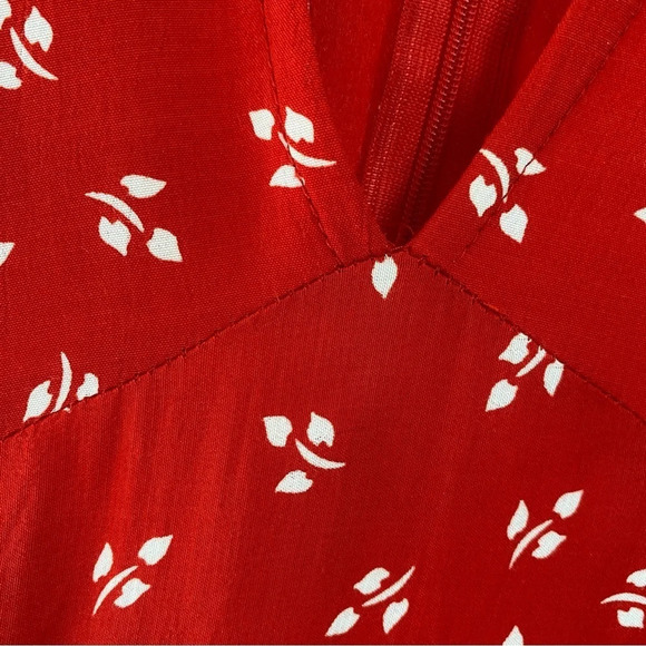 Faithfull The Brand Womens 4 S Red White Mallory Floral Short Sleeve Jumpsuit - Picture 7 of 16